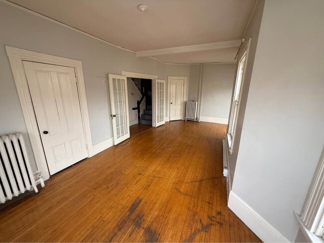 Photo - 8 Hurlbut St Unidad 8-2