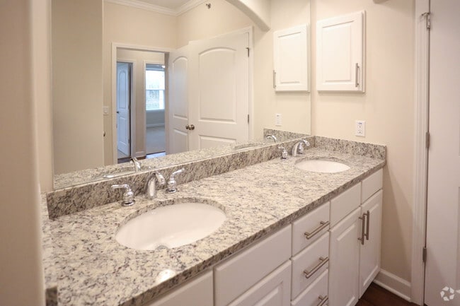 Photo - Kelly Highlands Apartments