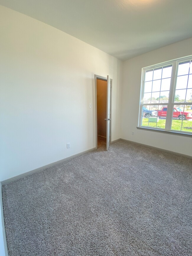 Photo - 13421 W Summerchase Cir