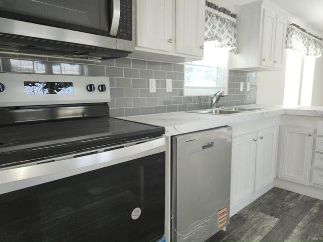 Photo - 43 Lake Griffin Dr