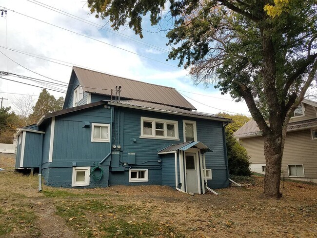 919/919.5 W A St - 919/919.5 W A St Apartment Unit 919.5 West A St