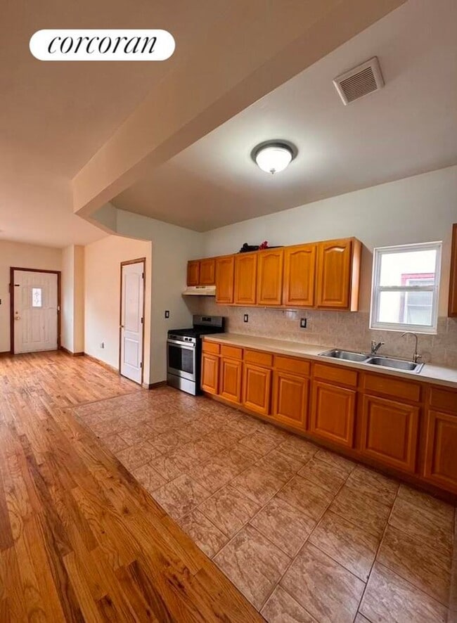 Photo - 2-58 Beach 13th St