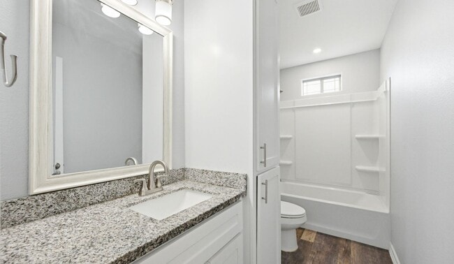 Photo - New Rental! Updated 3-bedroom/2 bath town home