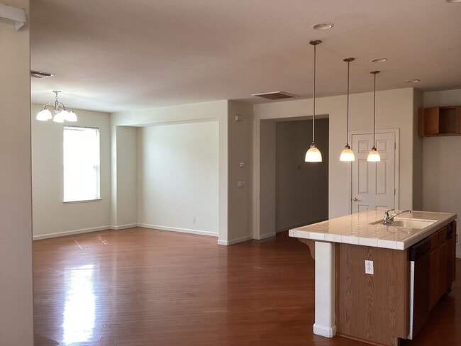 Photo - 5162 W Home Ave