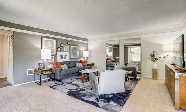 Photo - Sofi Fremont