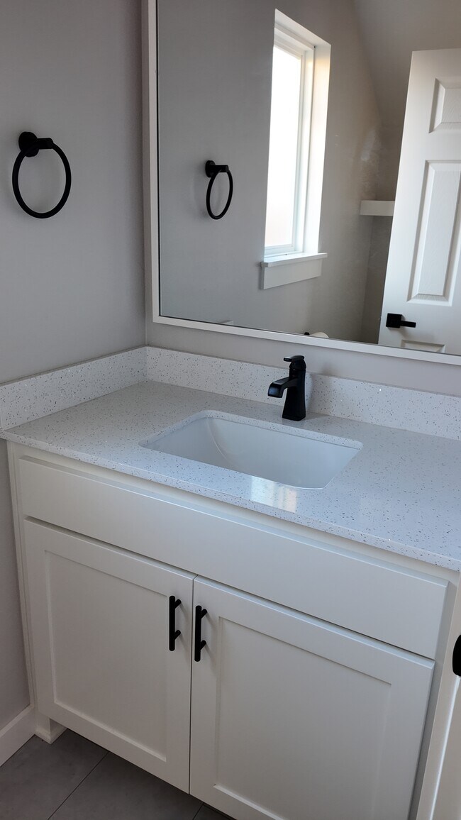 Photo - 4617 S East Ave