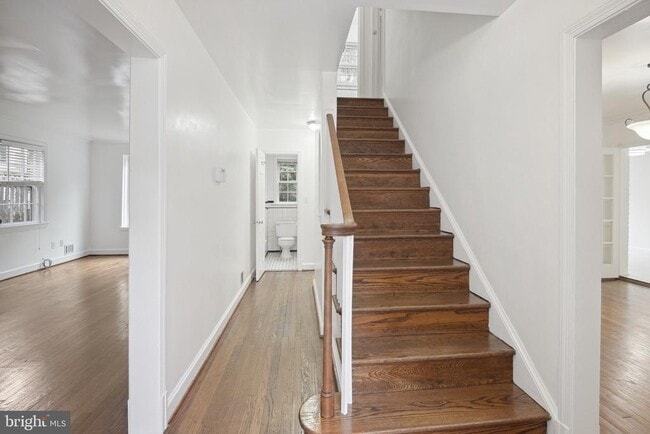 Photo - 2926 Kanawha St NW