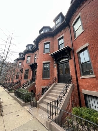 Photo - 91 E Brookline St Unit 1