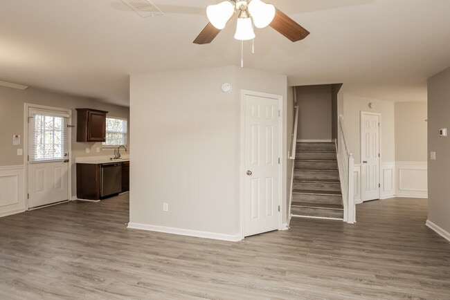 Photo - 414 Hidden Creek Ct