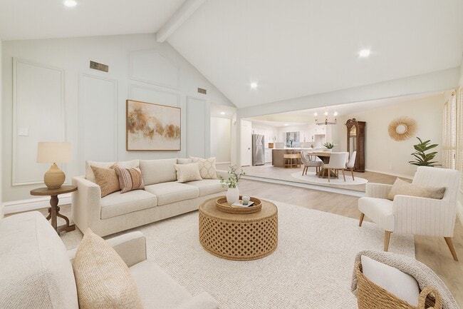 Photo - 154 Old Bridge Lake St