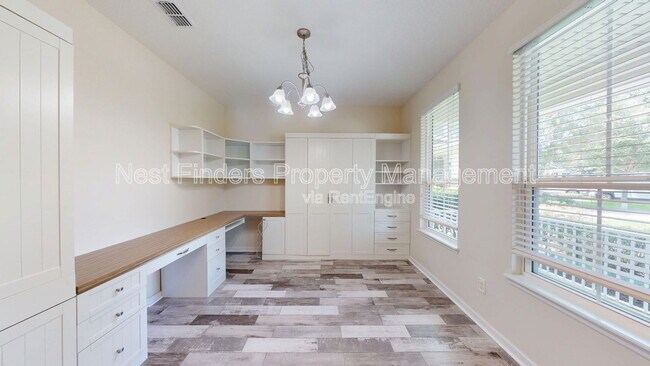 Photo - 65 Lone Eagle Way