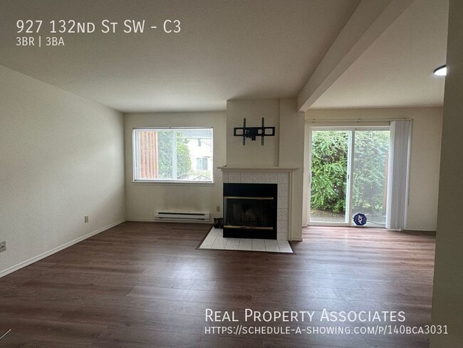 Photo - 927 132nd St SW