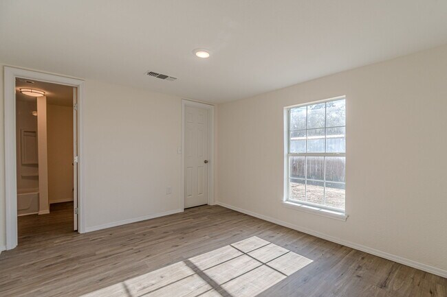 Photo - 509 Brown Ave