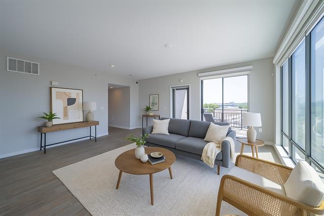 Photo - 5609 SMU Boulevard Unidad 501
