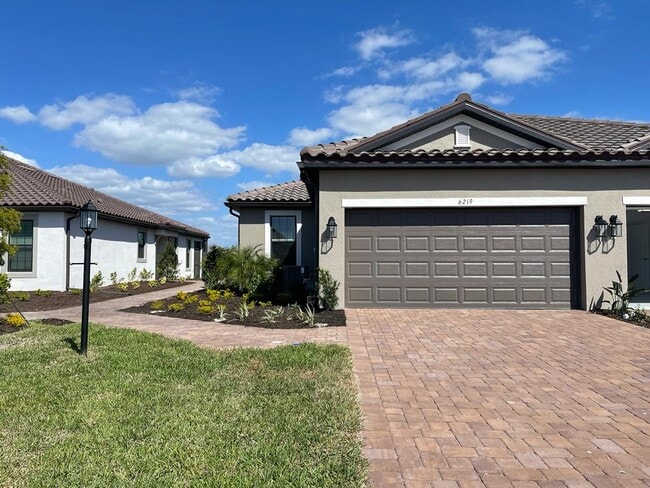 Photo - 6219 Plateau Ct Unit 6219