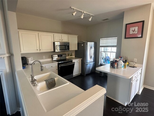 Photo - 3213 Mannington Dr