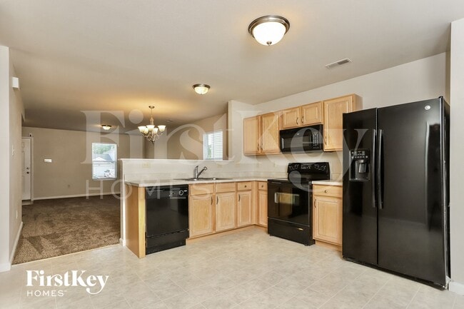 517 Glengarry Ct