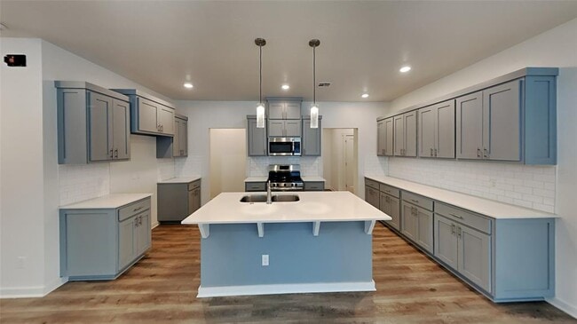 Photo - 600 NW 182nd St