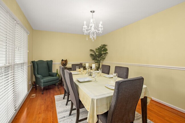 Photo - Discover the perfect balance of convenienc...