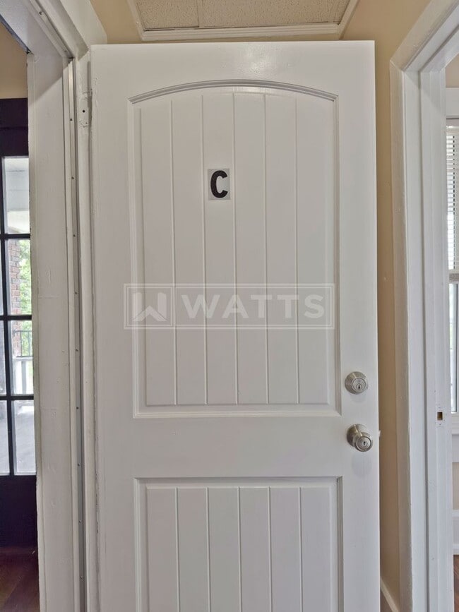 Building Photo - 1844 30th Street Ensley Unit C