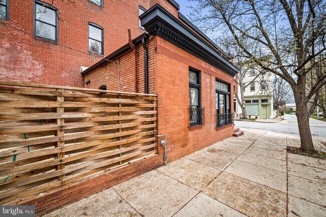 Photo - 1200 Bolton St