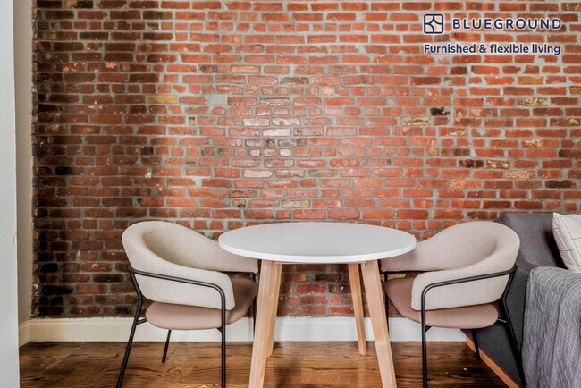 Photo - 20 Prince St Unit FL3-ID1465