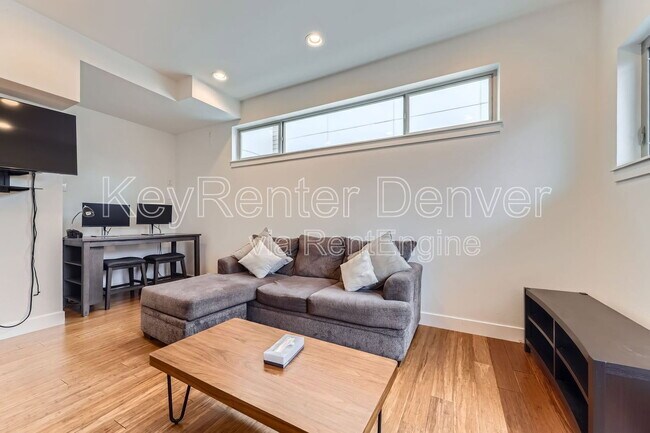 Photo - 1212 N Perry St