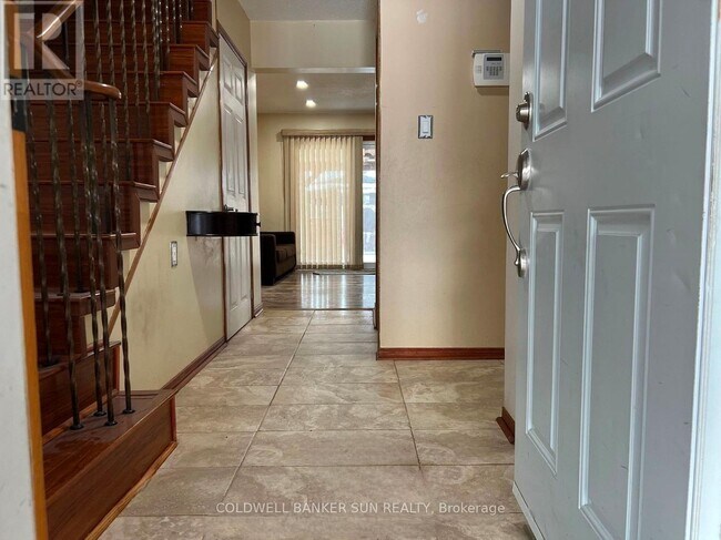 Photo - 6 Clearview Ct