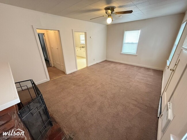 Photo - 2bd/1ba Duplex near Franklin Park !