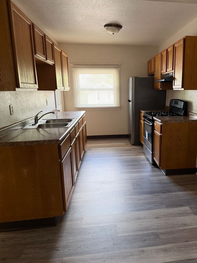 Photo - 107 W Wilkins St Unit #B