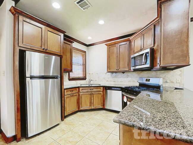 Photo - 103 Lullaby Ln