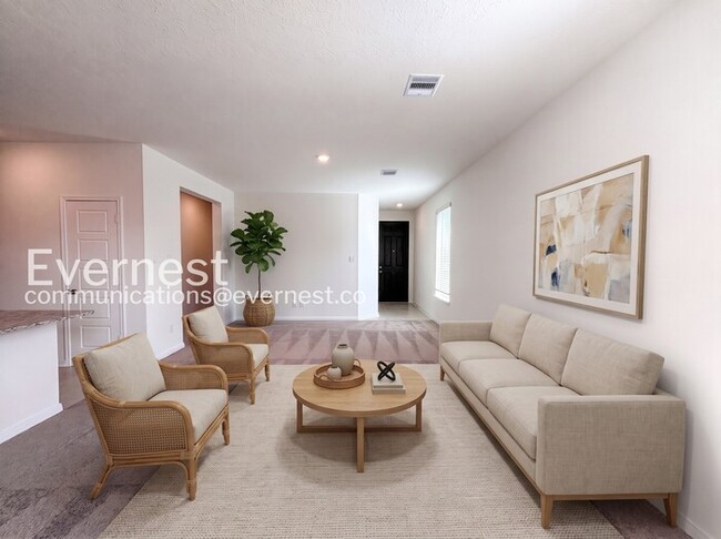 4 Bed/2 Bath Home with Fenced Yard & Garage / Pet-Friendly / Available Now!