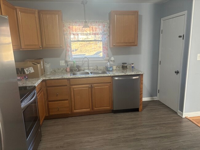 Photo - 839 Pyrtle Dr