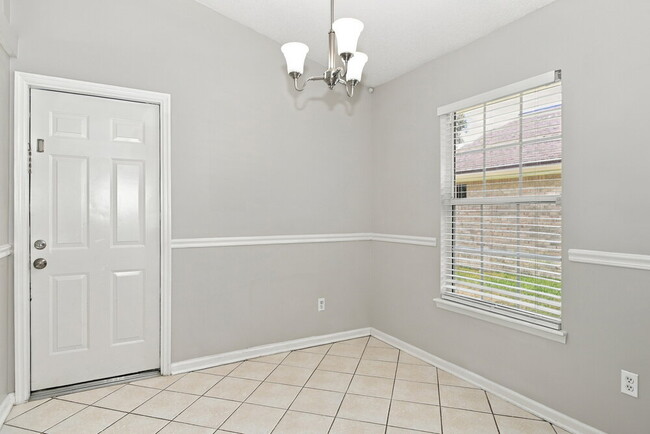 1433 Starboard Ct
