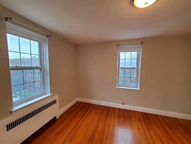 Photo - 16 Ware St Unit 42