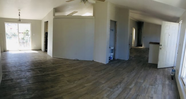 Photo - 3/2 Home- 1,700 sq.' w/ Expansive Open Floor Concept