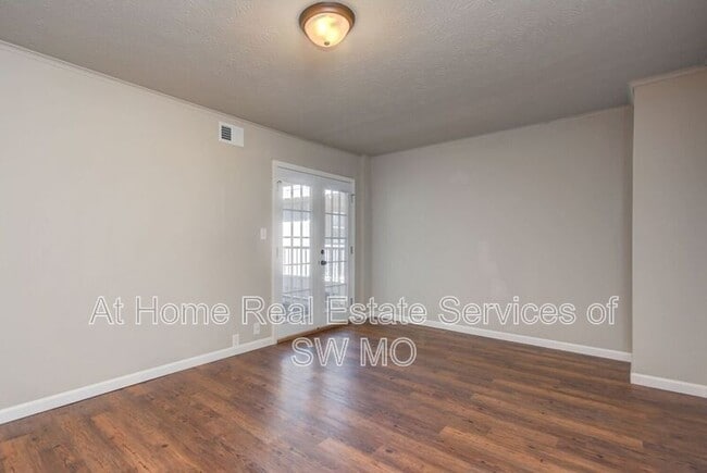 Photo - 930 S Campbell Ave Unit Plaza 30