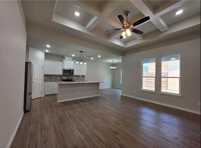 Photo - 408 Eldon Cir
