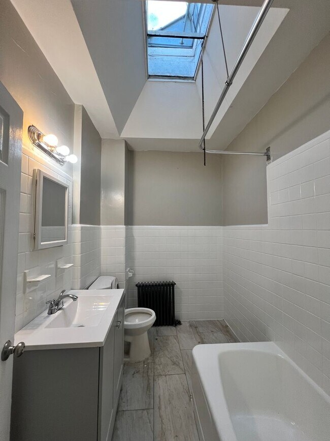 Building Photo - Remodeled 3b/1.5b House. Section 8 ONLY!