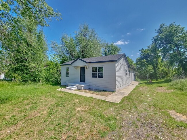 Photo - Newly Remodeled FOUR bedroom home in Spencer! FOR RENT!