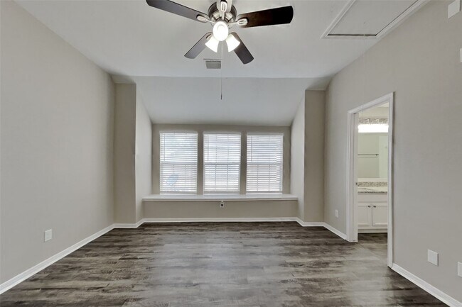 Photo - 17126 Hamilwood Dr