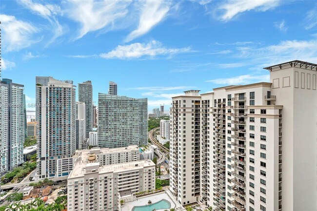 Photo - 55 SW 9th St Unit 3104