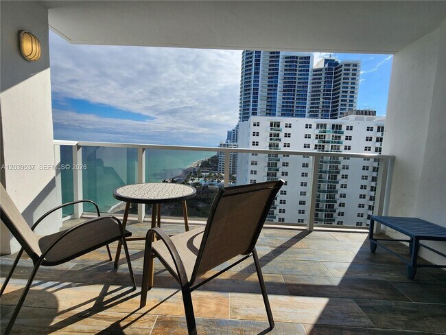 Photo - 2751 S Ocean Dr Unit 1406S