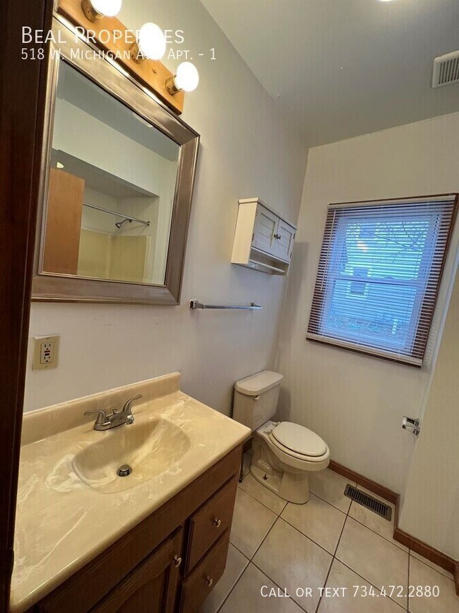 Photo - 518 W Michigan Ave Unit 1