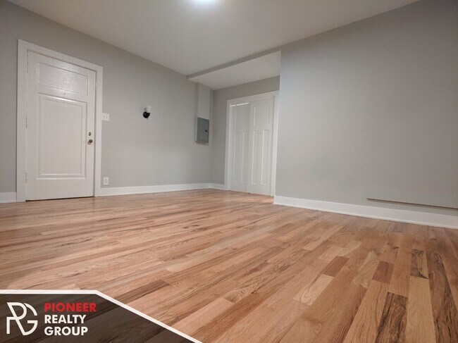 Photo - 4542 N Damen Ave Unit 212