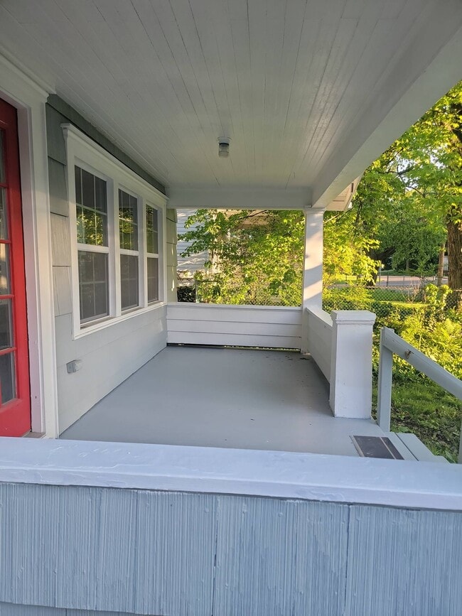 Photo - 275 Goodview Ave