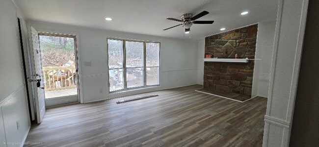 Photo - 1821 Bascom Ln