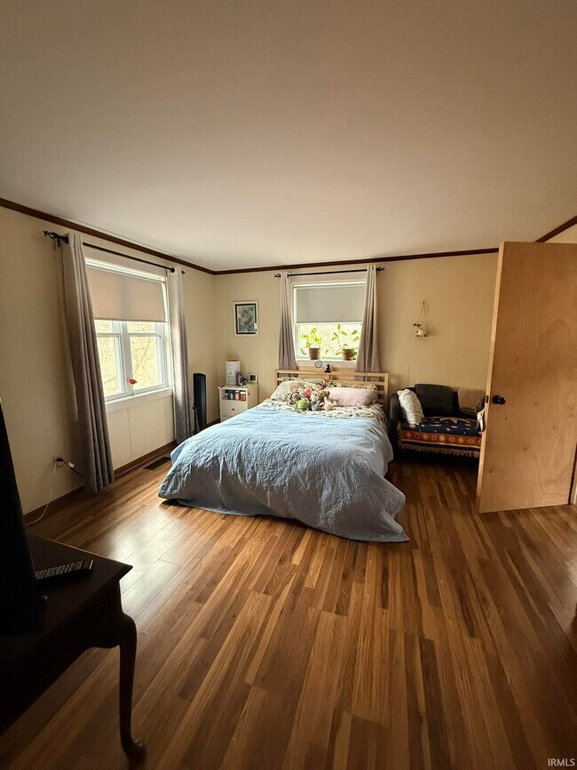 Photo - 1310 E Prairie Dr