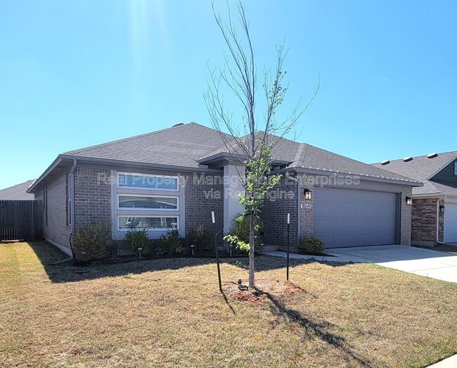 Photo - 18641 Cantar Dr