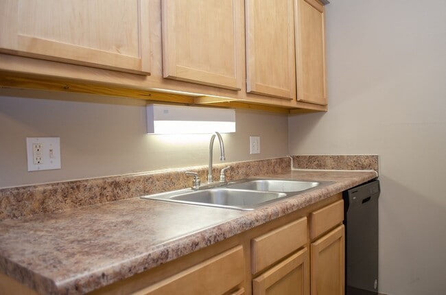 Spring Acres Apartments